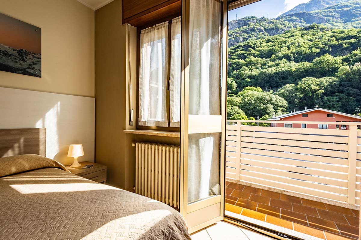 hotel-pontsaintmartin-camera-doppia-bagno-6